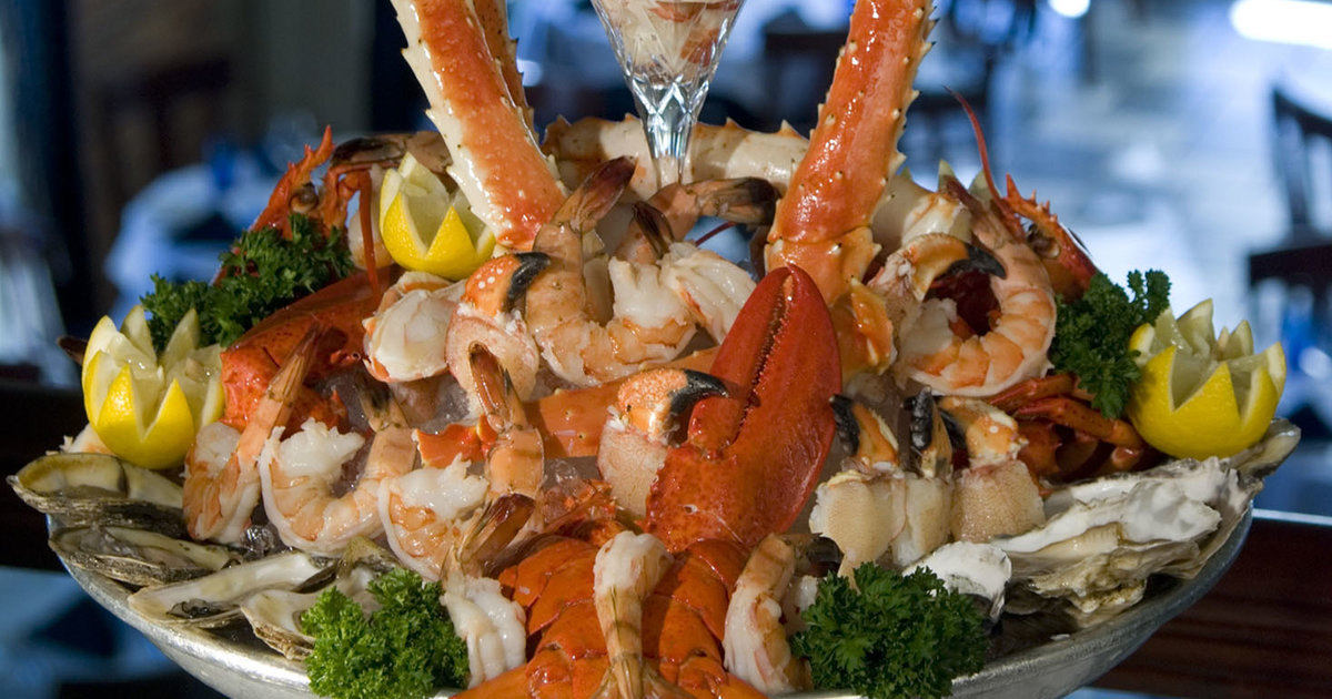 R2L's Hot + Cold Seafood Platter - Eat - Thrillist Philadelphia