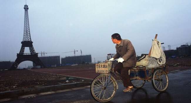 Tianducheng is a miniature version of Paris in China