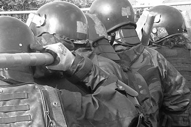 Learn Crowd Control and Angry Mob Management from Riot Training ...