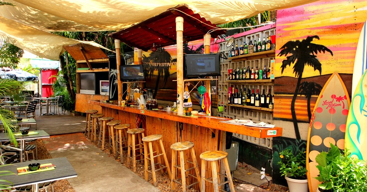 South Beach Tiki Bar - Drink - Thrillist Miami
