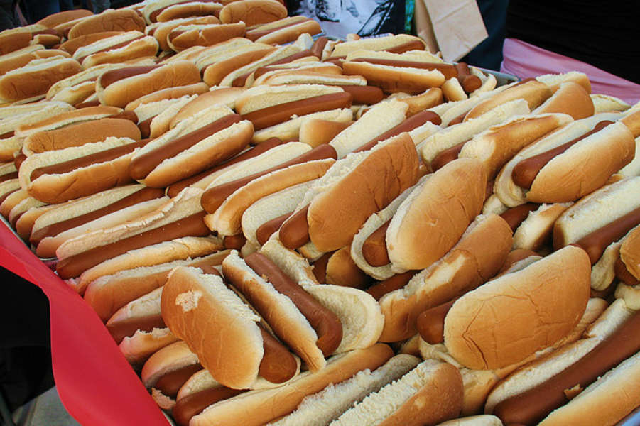 Bangers & Lace Hot Dog Eating Contest - Eat - Thrillist Chicago