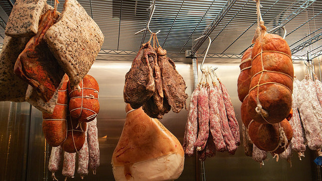 Italian Cured Meats Lardo vs. Prosciutto Ranking the Greatest