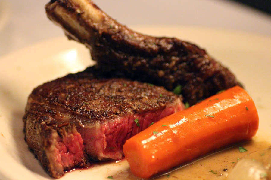 Bob's Steak And Chop House: A Bar in Austin, TX - Thrillist