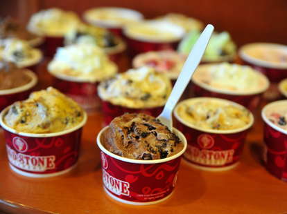 ice cream at Coldstone Creamery