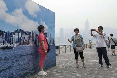 Clear skyline pictures on smoggy Hong Kong coastline