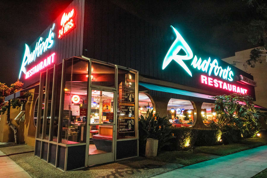 Late Night Food San Diego - 24-Hour Restaurants to Satisfy Your Late