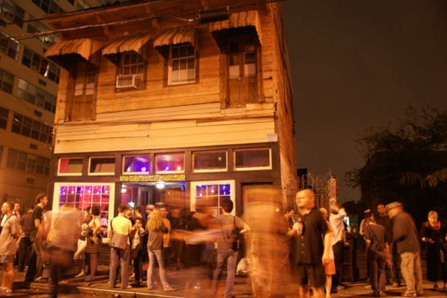 the-spotted-cat-music-club-a-bar-in-new-orleans-la-thrillist
