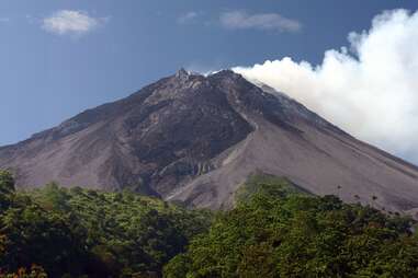 merapi mountain 