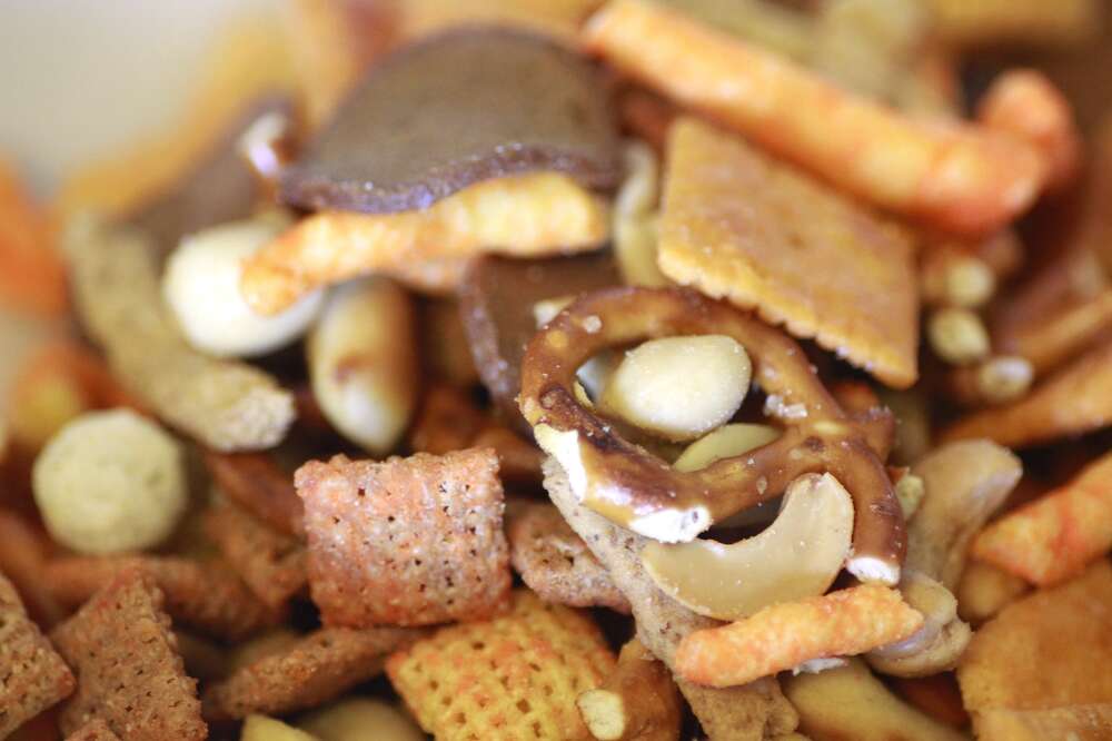 Gardetto's Snack Mix: The Best Snack Out of the Midwest - Thrillist