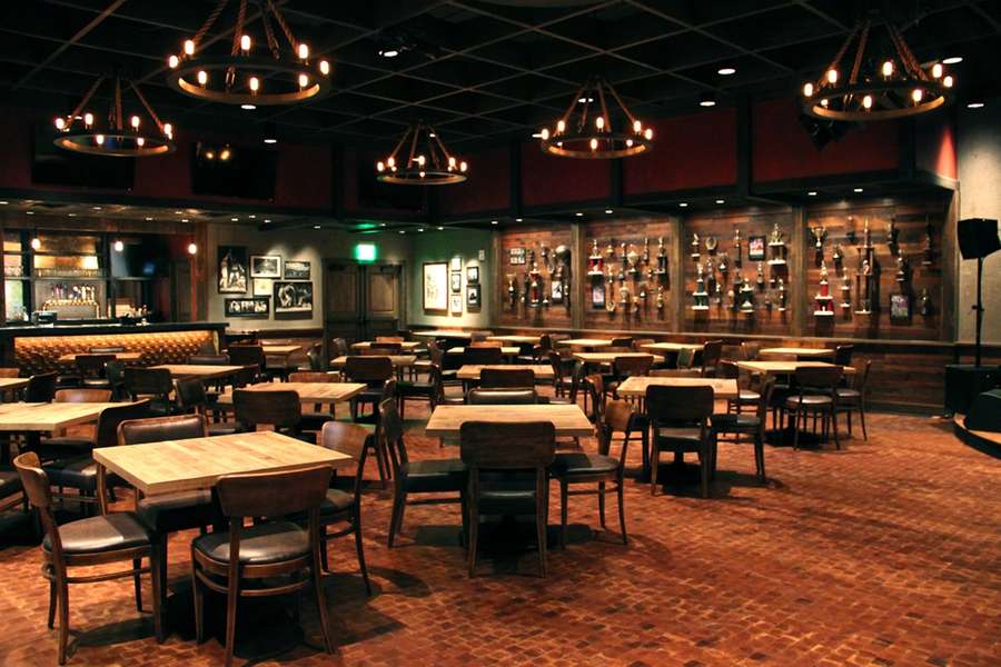 Tap Sports Bar A Restaurant in Detroit, MI Thrillist