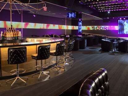 A bar and showroom at Scores Atlantic City