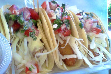 Jefe's original fish tacos